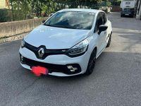 Second-hand Renault Clio IV Trophy 220 CP (161 kW) 2018 Alb Berlinǎ