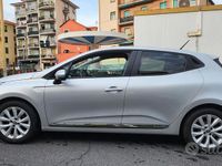 Usata Renault Clio V Business 91 CV (66 kW) 2021 Grigio Berlina