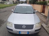 Usata VW Passat 75 CV (55 kW) 2002 Grigio Berlina