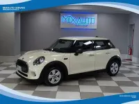 Usata Mini ONE 102 CV (75 kW) 2018 Bianco pastello Utilitaria