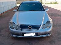 Usata Mercedes C200 163 CV (119 kW) 2001 Grigio Coupé