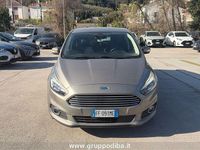 Usata Ford S-MAX Titanium S 149 CV (109 kW) 2016 Grigio Monovolume