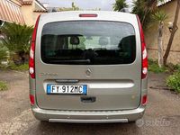 Usata Renault Kangoo 90 CV (66 kW) 2011 Grigio Monovolume