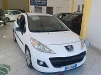 Usata Peugeot 207 68 CV (50 kW) 2011 Bianco Berlina