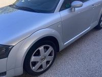 Usata Audi TT 179 CV (131 kW) 2002 Grigio Coupé