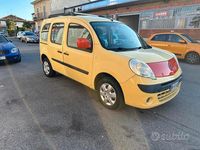 Usata Renault Kangoo Dynamique 106 CV (77 kW) 2009 Giallo Monovolume