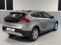 Usata Volvo V40 CC Kinetic 115 CV (84 kW) 2015 Grigio Station wagon