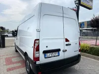 Usata Renault Master 135 CV (99 kW) 2022 Bianco Monovolume