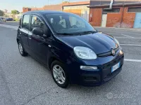 Usata Fiat Panda Lounge 69 CV (50 kW) 2017 Blu Utilitaria