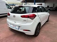 Usata Hyundai i20 Comfort 84 CV (61 kW) 2018 Bianco Utilitaria