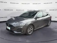 Usata Ford Focus 125 CV (91 kW) 2023 Grigio Berlina