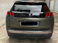 Usata Peugeot 3008 130 CV (95 kW) 2019 Verde SUV
