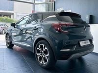 Usata Renault Captur Intens 145 CV (106 kW) 2022 Blu marine tetto nero SUV
