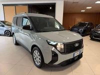 Usata Ford Tourneo Courier Titanium 125 CV (91 kW) 2025 Cactus grey Monovolume