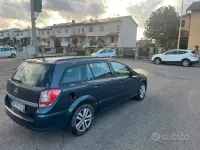 Usata Opel Astra 101 CV (74 kW) 2008 Blu Station wagon