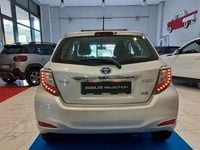 Usata Toyota Yaris Hybrid Lounge 101 CV (74 kW) 2013 Altro Berlina