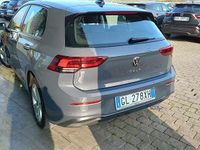 Usata VW Golf VIII Life 110 CV (80 kW) 2022 Grigio Berlina