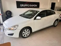Usata Volvo S60 Kinetic 136 CV (100 kW) 2013 Bianco Berlina