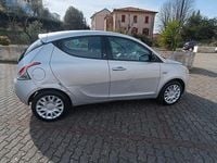 Usata Lancia Ypsilon Platinum 69 CV (50 kW) 2013 Grigio Utilitaria