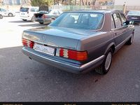 Usata Mercedes 560 299 CV (219 kW) 1986 Marrone Berlina