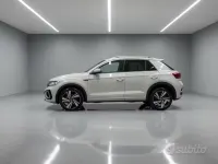 Usata VW T-Roc R-line 116 CV (85 kW) 2022 Beige SUV