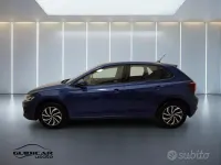 Usata VW Polo Life 95 CV (69 kW) 2025 Blu Utilitaria