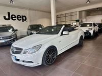 Usata Mercedes E220 Avantgarde 170 CV (125 kW) 2011 Bianco Cabrio