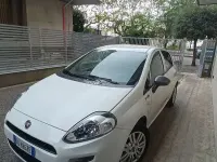 Usata Fiat Grande Punto Young 69 CV (50 kW) 2016 Utilitaria