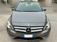 Usata Mercedes B200 Premium 156 CV (114 kW) 2012 Grigio Utilitaria
