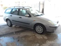 Usata Ford Focus 101 CV (74 kW) 2003 Grigio Station wagon