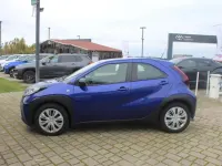 Usata Toyota Aygo X Active 72 CV (52 kW) 2025 Juniper blue SUV
