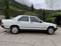 Usata Mercedes 190 122 CV (89 kW) 1986 Bianco Berlina