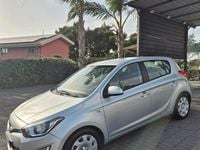 Usata Hyundai i20 Edition 77 CV (56 kW) 2012 Grigio Utilitaria
