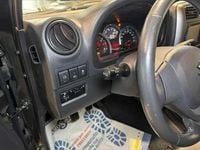 Usata Suzuki Jimny 84 CV (61 kW) 2018 Verde SUV