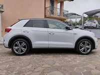 Usata VW T-Roc R-line 150 CV (110 kW) 2022 Argento SUV