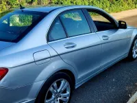 Usata Mercedes C220 Avantgarde 170 CV (125 kW) 2007 Argento Berlina