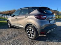 Usata Renault Captur Bose Edition 90 CV (66 kW) 2017 Grigio SUV