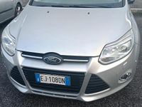Usata Ford Focus 100 CV (73 kW) 2011 Grigio Berlina