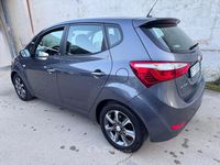 Usata Hyundai ix20 125 CV (91 kW) 2019 Grigio Utilitaria