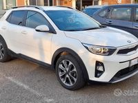 Usata Kia Stonic 2017 Bianco SUV
