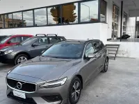 Usata Volvo V60 R-Design 150 CV (110 kW) 2019 Grigio Station wagon
