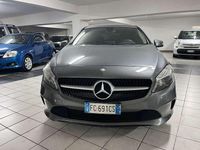 Usata Mercedes A180 109 CV (80 kW) 2015 Grigio Berlina