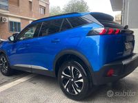 Usata Peugeot 2008 Allure 130 CV (95 kW) 2021 Blu SUV