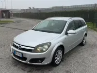 Usata Opel Astra 105 CV (77 kW) 2006 Grigio Station wagon
