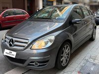 Usata Mercedes B200 140 CV (102 kW) 2010 Grigio Monovolume