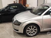 Usata Audi TT Roadster 180 CV (132 kW) 2001 Nero Cabrio
