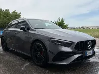 Begagnad Mercedes A35 AMG AMG Line Premium Plus 306 HK (225 kW) 2023 Grå Sedan