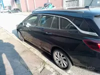 Usata Opel Astra 110 CV (80 kW) 2019 Nero Station wagon