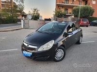 Usata Opel Corsa Sport 80 CV (58 kW) 2008 Nero Utilitaria