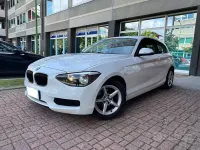 Usata BMW 114 95 CV (69 kW) 2014 Bianco Utilitaria